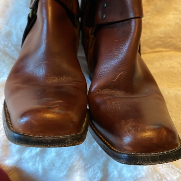 MICHAEL KORS DISTRESSED OILED LEATHER HARNESS LOW CALF BOOTS HEELS - Picture 5 of 15